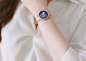 Trendy Gold Or Black Leather Band Smart Watch