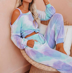 Beautiful Off-Shoulder Tie-Dye Pajama Set